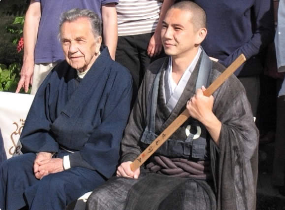 Ryôsan, moine zen japonais, et jacques Breton le fondateur du centre assise